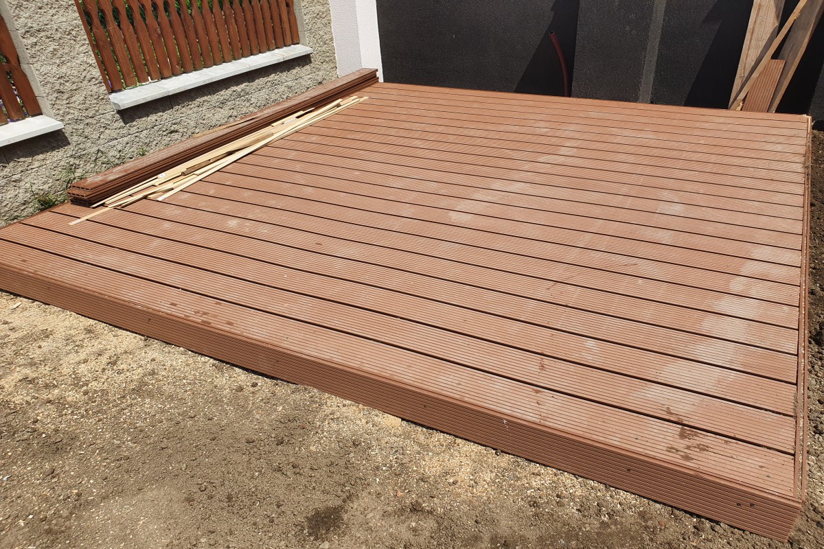 Rekultivace zahrady a výstavba pergoly