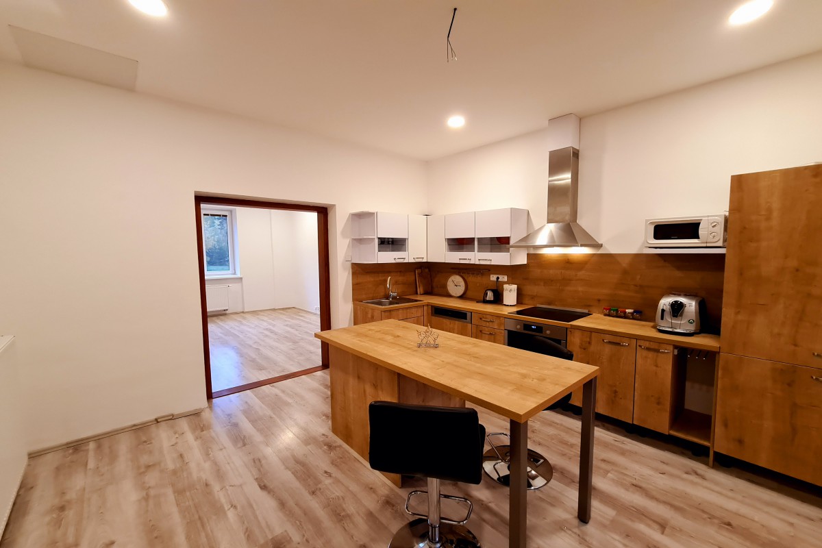 Rodinný dům se 3 bytovými jednotkami