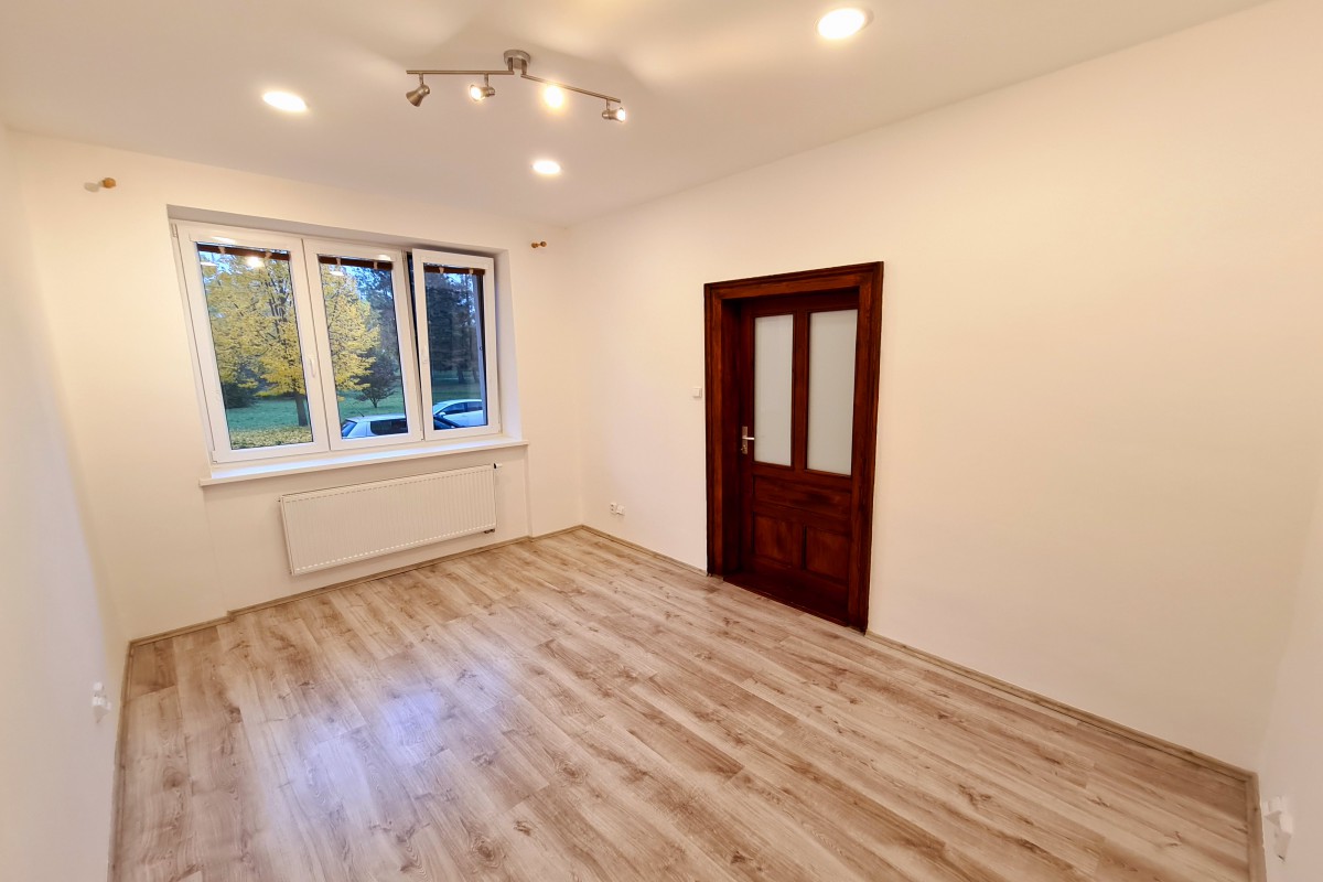 Rodinný dům se 3 bytovými jednotkami