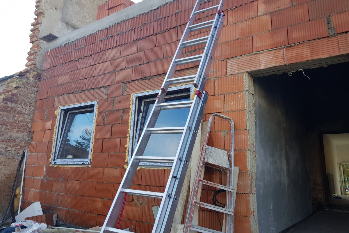 Rodinný dům se 3 bytovými jednotkami