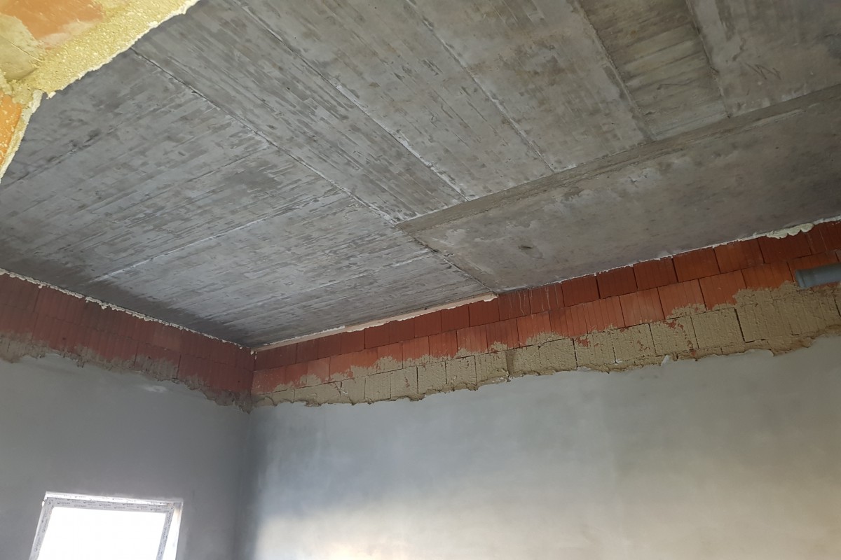 Rodinný dům se 3 bytovými jednotkami