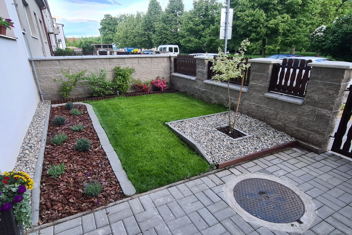 Rodinný dům se 3 bytovými jednotkami